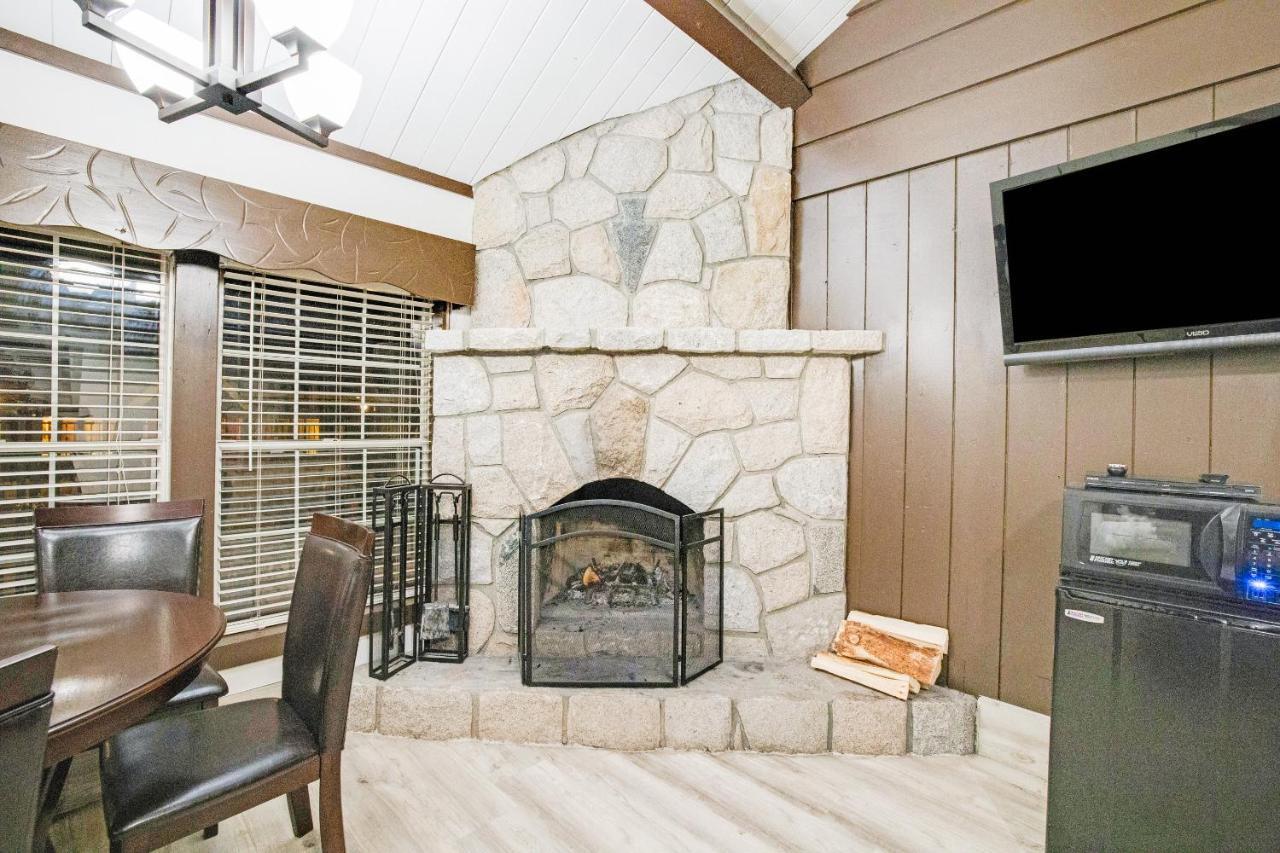 Arrowhead Tree Top Lodge Lake Arrowhead Eksteriør bilde